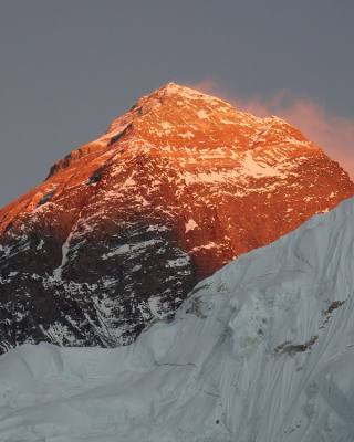 Everest Trekking