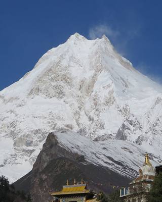 Manaslu Trekking